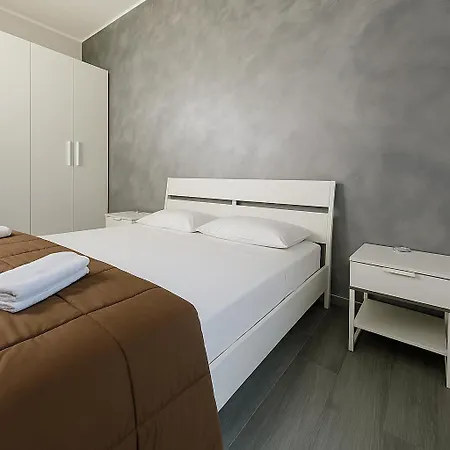Etnapartment 1